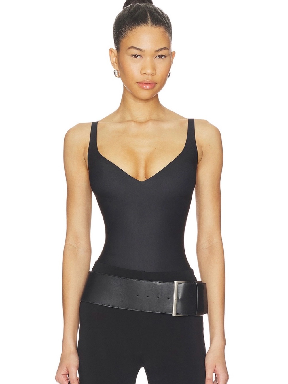 Skims Body Core Sculpt Plunge Thong Bodysuit *NWOT